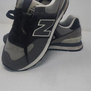 New Balance Men's Gray Sneakers